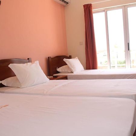 Restaurante Residencial Nova Cidade Porto Novo Екстериор снимка