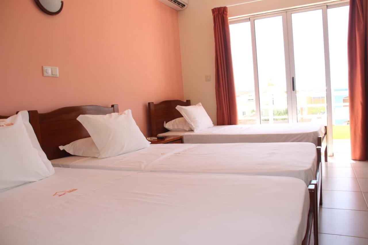 Restaurante Residencial Nova Cidade Porto Novo Екстериор снимка
