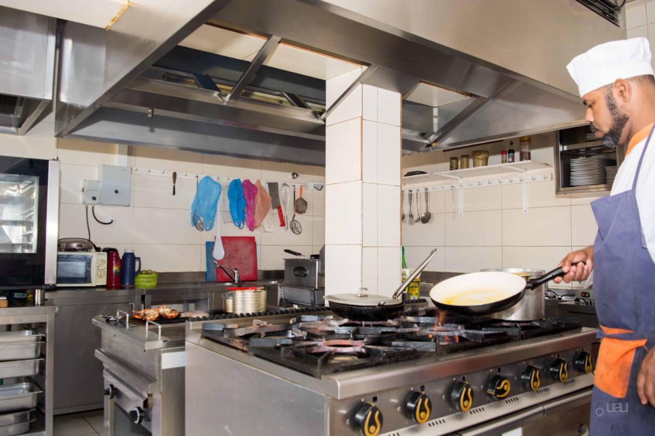Restaurante Residencial Nova Cidade Porto Novo Екстериор снимка